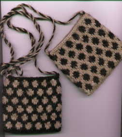 solola shoulder bags lt bkg.JPG (10924 bytes)