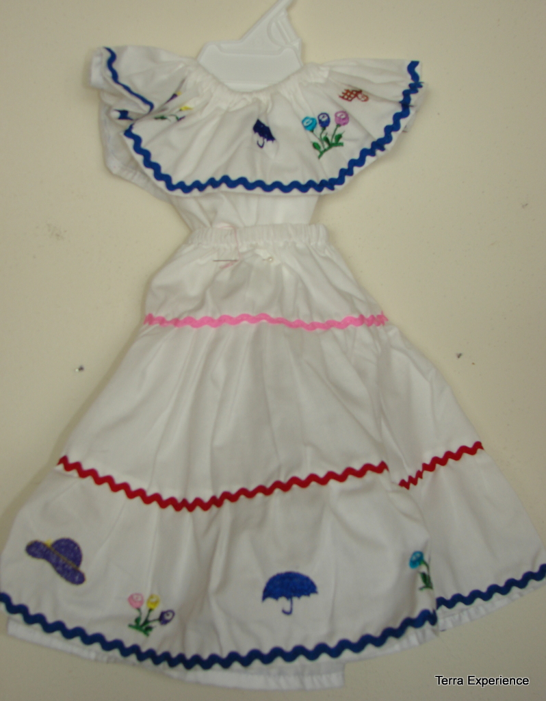 What Is The Dominican Traditional Clothing What Do They Symbolize Quora